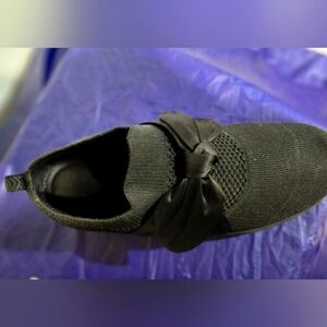 Black Slip-On Sneakers with Bow